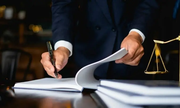 أهم الخدمات التي تقدمها شركات المحاماة في مصر للعملاء الشركات والأفراد