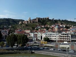 استعادة الروح التاريخية: بناء بيوت قديمة للبيع