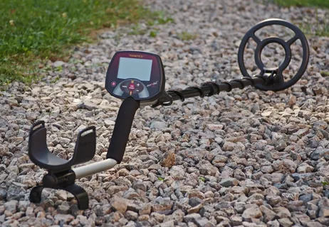 Choosing the Right Gold and Metal Detector for Your Needs