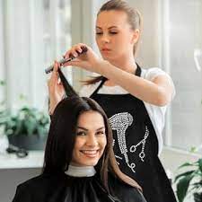 أهمية عمليات التجميل والعلاجات التجميلية للشعر عند اخصائي الشعر