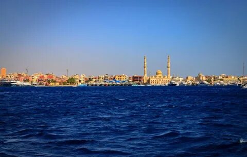 A Cultural Adventure: Taking a Day Tour to Cairo from Hurghada