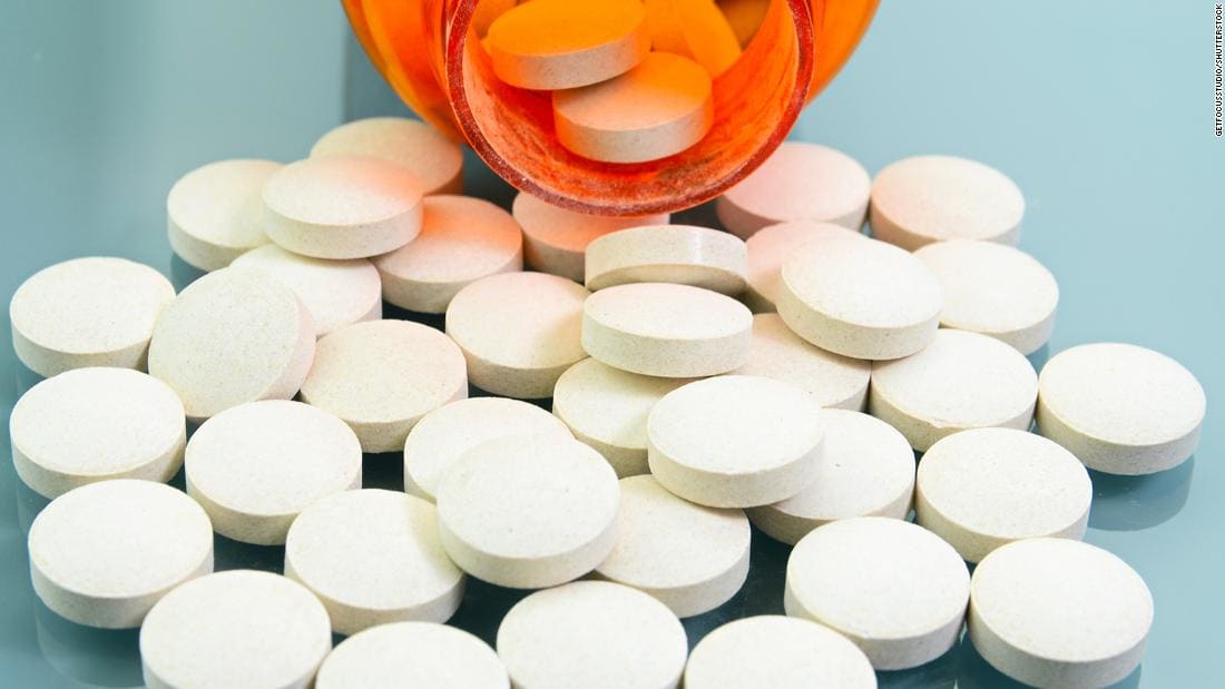 كيف يمكن لمكمل الفيتامينات الشامل أن يعزز الصحة العامة؟
