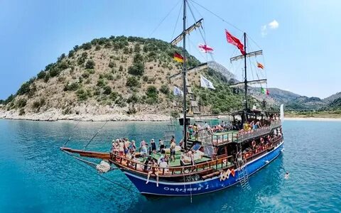 Discover the Beauty of Azerbaijan with the Perfect Tour Package
