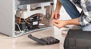 كيفية تحديد نقاط تسرب الماء في الثلاجات وإصلاحها بسرعة