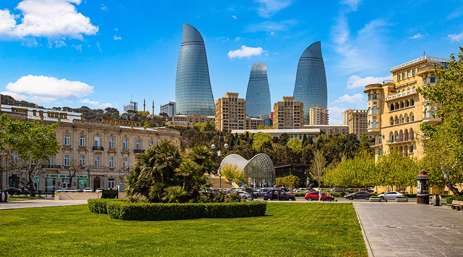 زيارة إلى مدينة القاهرة: استكشاف آثار مصر القديمة