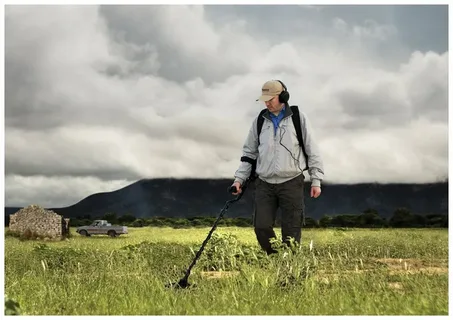 Essential Gold Prospecting Tools for Desert Environments