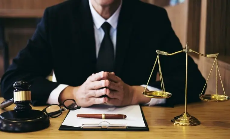 مزايا استخدام مكاتب المحاماة الصغيرة لقضايا الأسرة