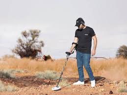 شراء أفضل جهاز كشف الذهب: نصائح لاختيار الجهاز المناسب لك