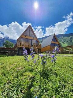 Charming Getaways: Romantic Mountain Cottages in Georgia