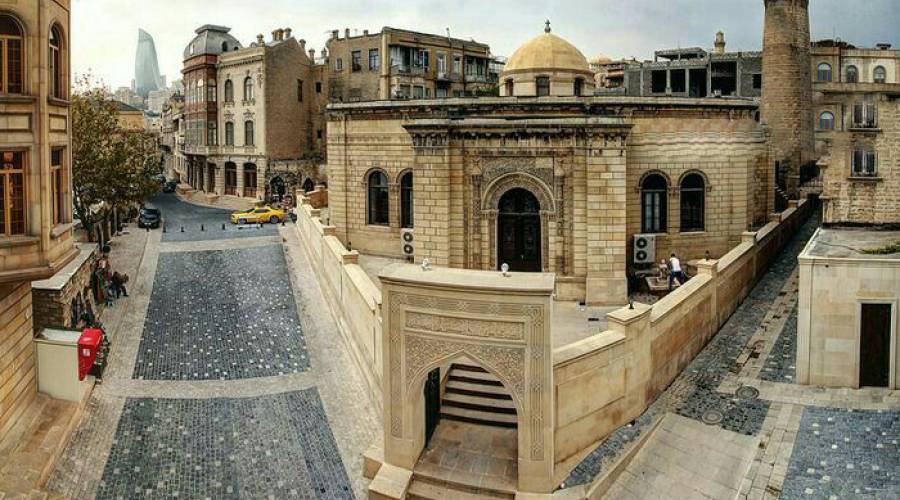 استمتع بزيارة قلعة اتشري شادي في باكو