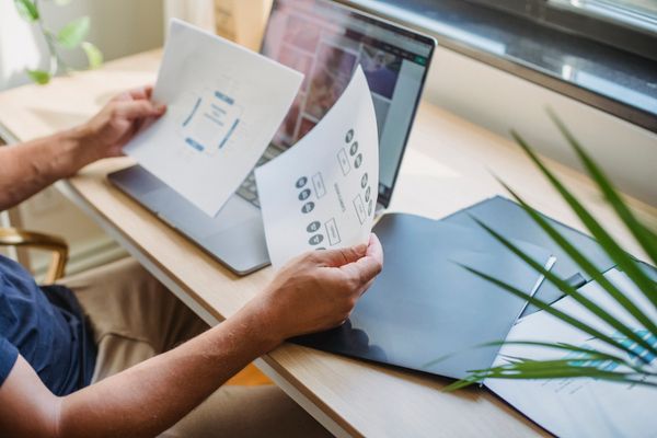 تطوير الأعمال من خلال استراتيجيات التسويق الرقمي في جدة