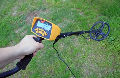 The Impact of Mining Detectors on Safety and Efficiency