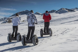 انطلق في رحلة استكشافية مثيرة مع أفضل العروض السياحية القارية