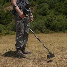 تقنيات الكشف عن المعادن: كيف تعمل وما هي الميزات الرئيسية؟