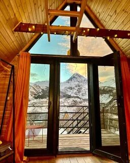 Discover Serenity: Secluded Mountain Cottages in Georgia
