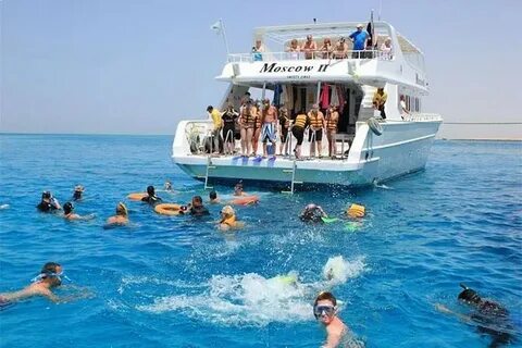 Experience the Best of Hurghada on a Yacht