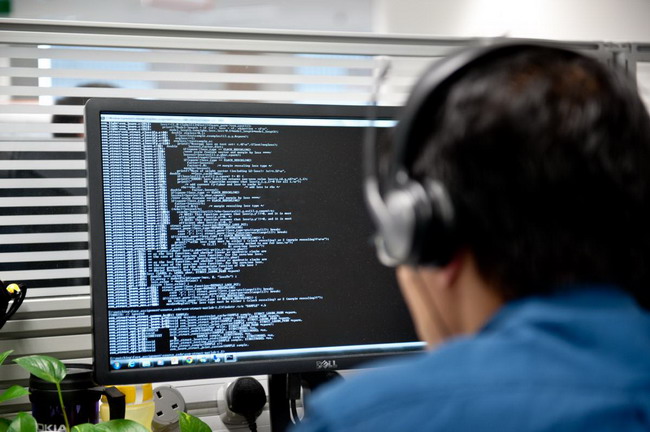 كيفية اختيار أفضل خدمة تصميم موقع الكتروني مجاني