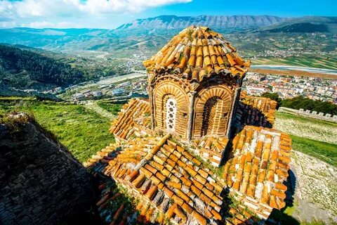 اكتشف أجمل المدن السياحية في البانيا واستمتع بجمالها الطبيعي