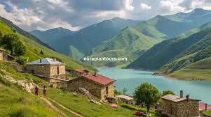 استمتع بجولة ثقافية في جورجيا واكتشف تاريخها العريق وتراثها الغني