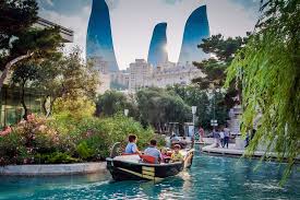 استمتع بالعروض الفنية والمهرجانات الثقافية في أذربيجان