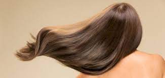 استخدام المنتجات الكيميائية والحرارة الزائدة قد يسبب تساقط الشعر