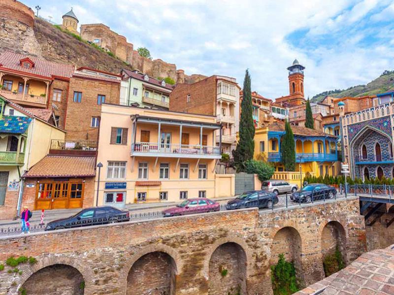 استمتع بجمال الشاطئ في باتومي الجورجية