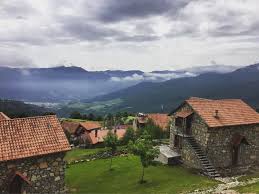 استكشاف التاريخ والتراث في البوسنة والهرسك: تجربة لا تُنسى