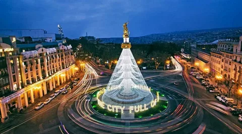 كيف تحدد تكلفة رحلتك إلى جورجيا لشخصين؟