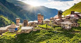 استكشاف جمال الطبيعة والإثارة في جبال القوقاز