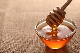 فوائد العسل الاصلي لصحة الجسم والبشرة