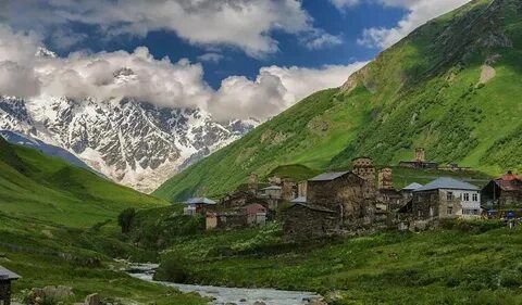 استمتع بالمأكولات الشهية في جورجيا من خلال عروض السفر المميزة