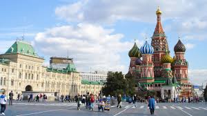 كيف يمكن لمرشد السياحي في موسكو تخصيص الجولات لتناسب اهتمامات الزوار؟