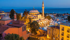 تركيا الساحرة: استمتع بإقامة فاخرة في أفخم الفنادق والمنتجعات