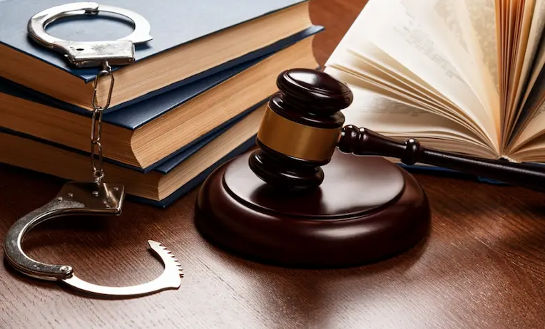 خدمات مكتب المحاماة القانونية في مصر ودورها في حماية العملاء