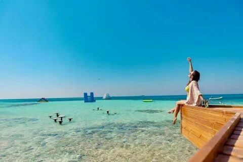 Unwind and Relax on a Full Day Trip to Orange Bay