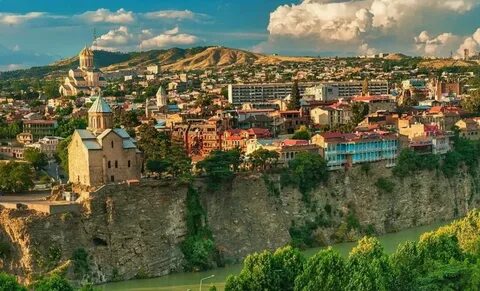 اكتشف تاريخ وثقافة جورجيا الغنية