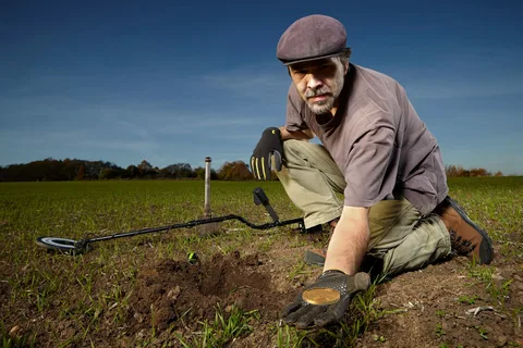 Uncovering Hidden Treasures: The Role of Gold in Metal Detector