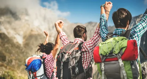 تجربة الصيف المثالية في جورجيا واستكشاف الشواطئ والبحيرات
