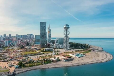 اكتشف تراث إندونيسيا في قرية تامان ميني إندونيسيا