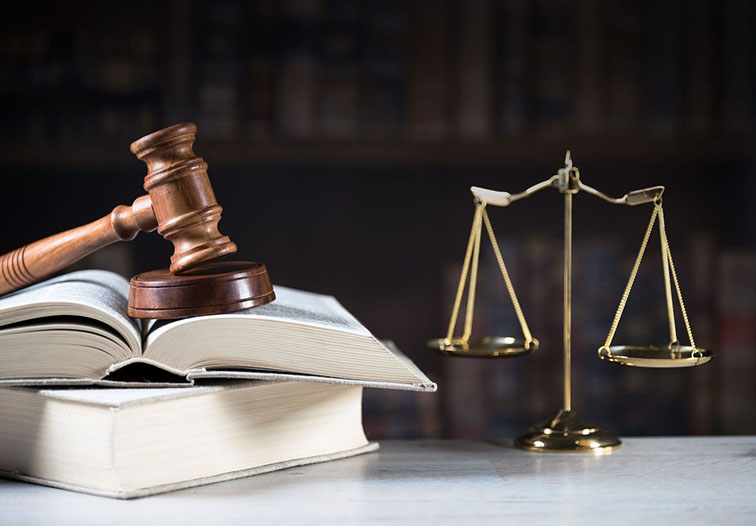 صياغة العقود: دور مكتب الاستشارات القانونية في حماية حقوق العميل