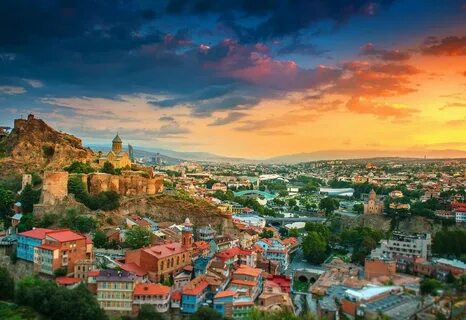 شراء بيت العمر: تصفح أفضل الخيارات لبيوت للبيع