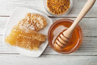 عسل كشميري: منتج طبيعي ونقي بجودة عالية