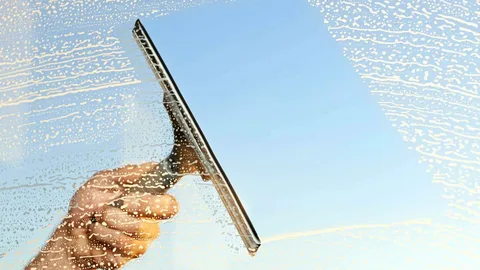 Effective Strategies for Maintaining a Clean Office Environment