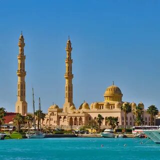 Discover the Ancient Wonders: Hurghada Pyramids Tour by Bus