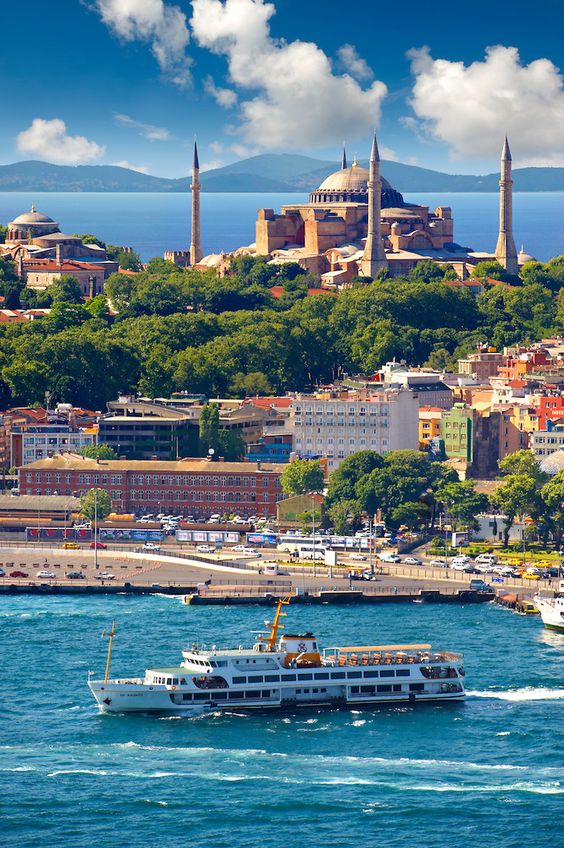 استكشف طرابزون: أبراج وأديرة ومعالم تاريخية تعكس جمالها في تركيا