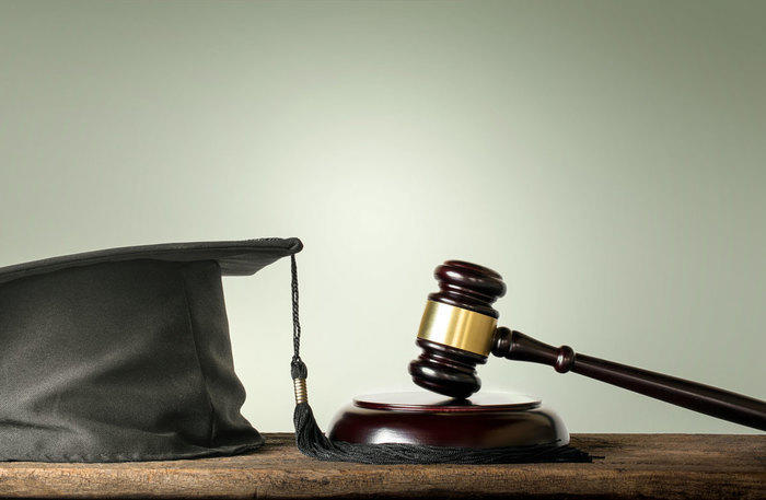 كيف يستطيع محامي مطالبات مالية في جدة مساعدة العملاء في الحصول على مستحقاتهم المالية